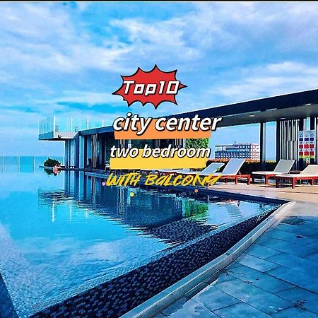 The Base Seaview Holiday Inn Pattaya Ngoại thất bức ảnh