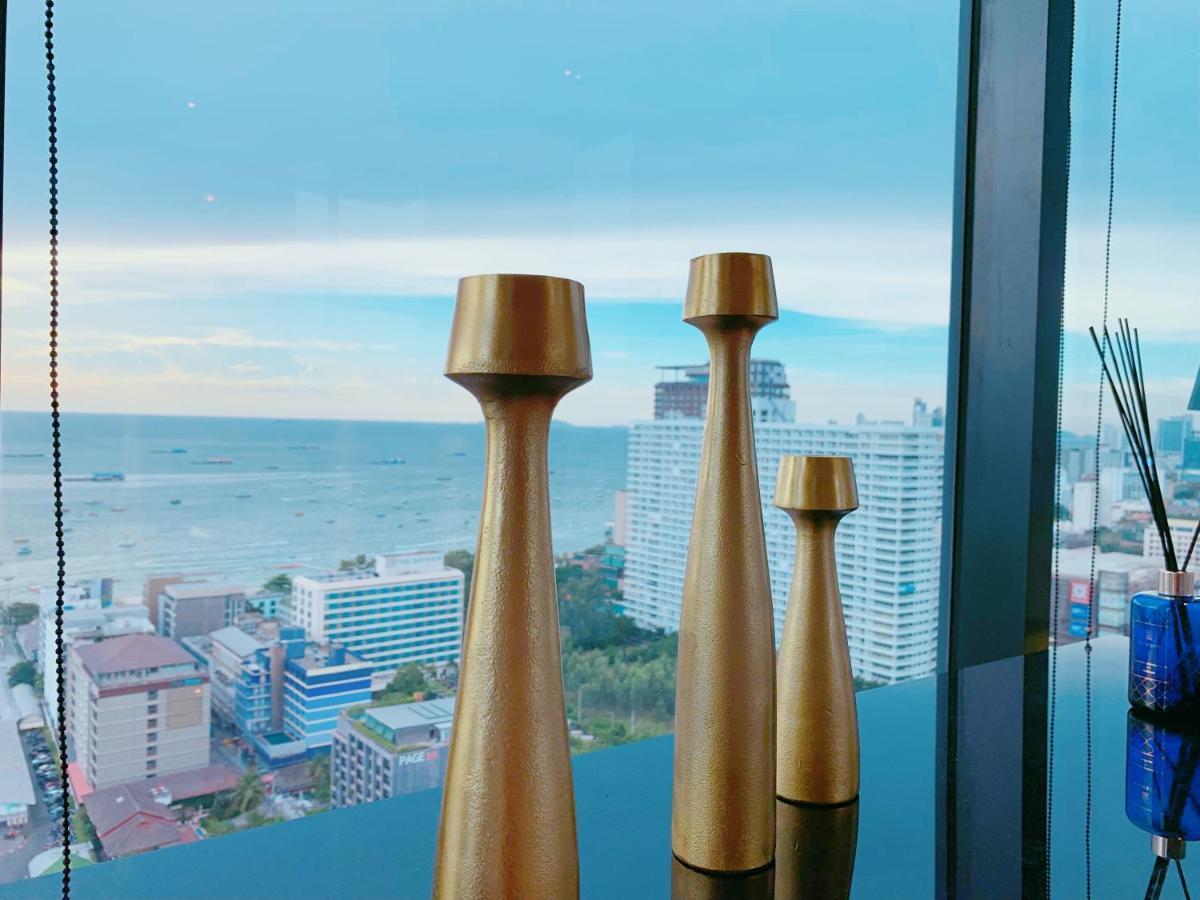 The Base Seaview Holiday Inn Pattaya Ngoại thất bức ảnh